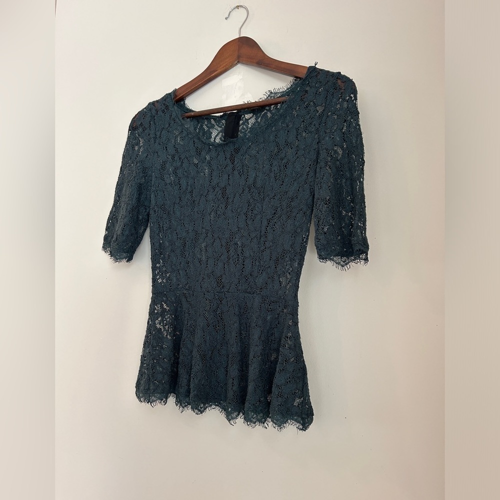 Babaton Forest Green/Blue Lace Peplum Blouse Size 2 - Picture 3 of 8